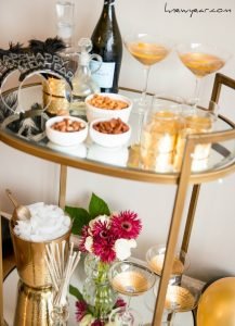 new-year-party-at-home