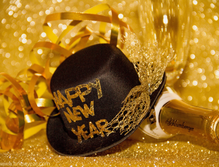 Happy New Year messages for friends 2024