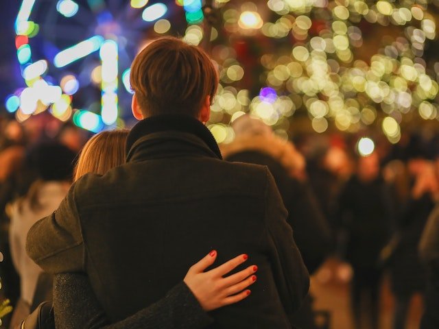 Best Happy New Year Wishes for Boyfriend 2024 SMS
